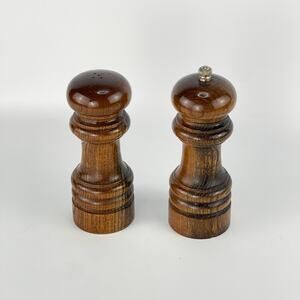 Vintage 5 7/8” Styson Woodcrest Wood Pepper Mill & Salt Shaker Spice Grinder 81